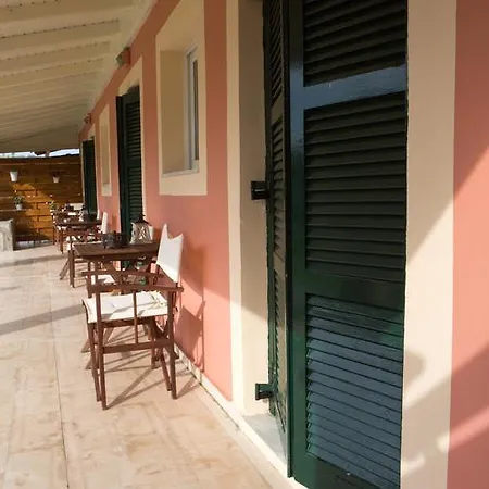 Nikodimos Garden Appartement Ágios Geórgios